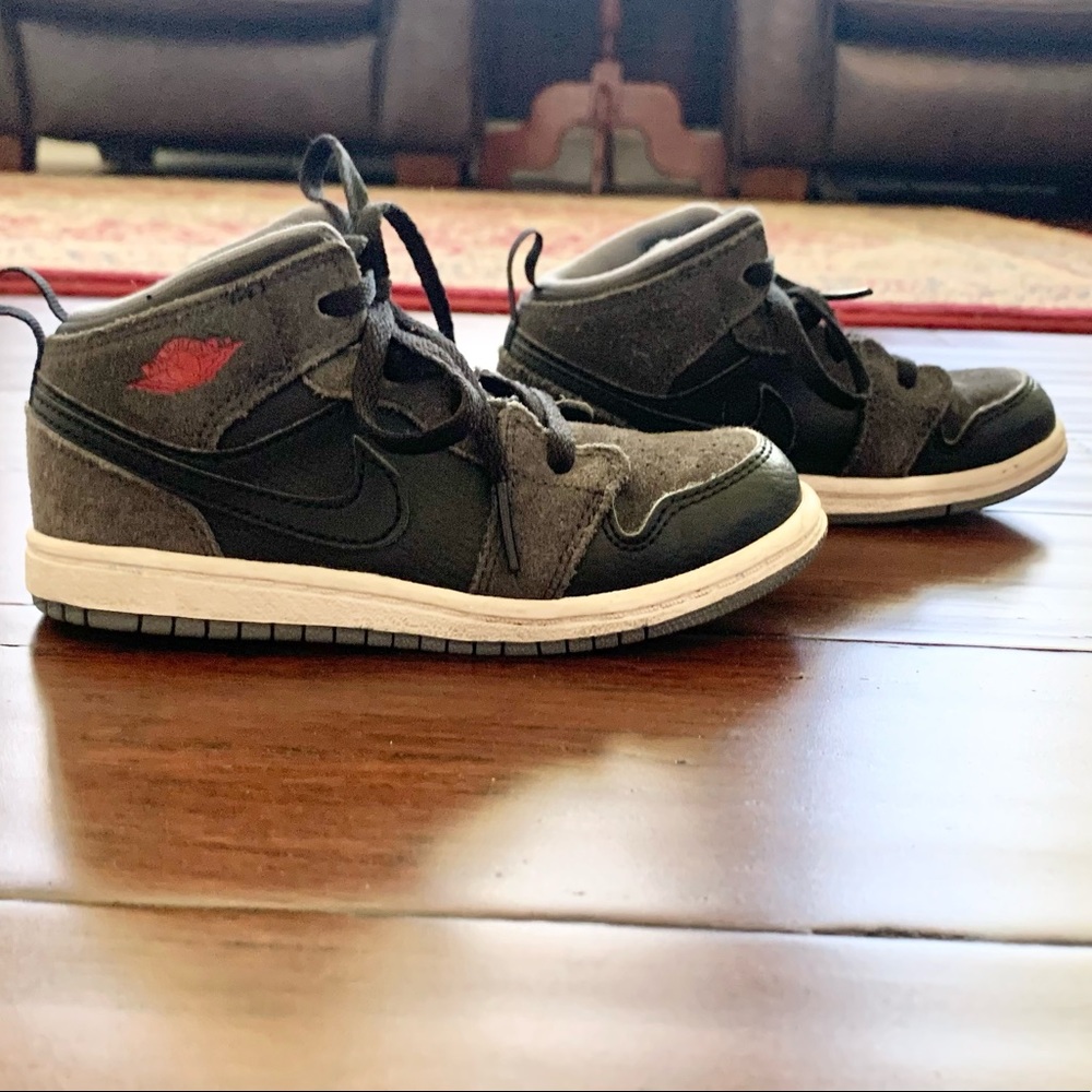 Toddler Air Jordan 1 Mid Black/Gym Red/Anthracite/Cool Grey